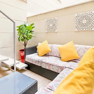 Maba/private Backyard/walk To Downtown/large Smart Tv Málaga